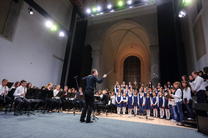 Sv.Franèiek, Nastop uèencev G Koper in otrok O Koper